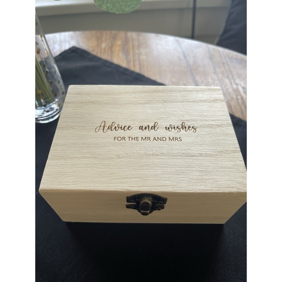 Advice And Wishes For The Mr Mrs - 50 Pcs Wildflower Cards Box - Picture 4 of 5